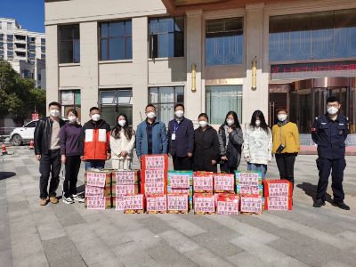 铅山县总工会：团结抗疫，贴心送暖！