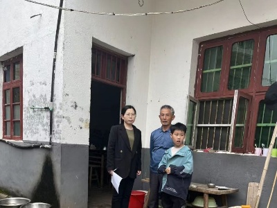皂头小学开展常态化万师访万家活动