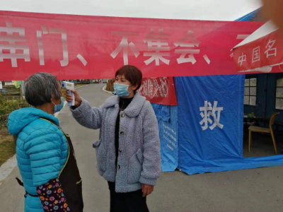 江西广昌：“疫”不容辞，刚化疗完的她主动要求排班