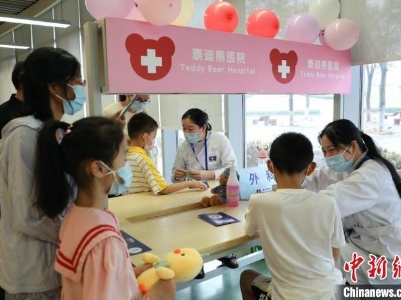 为什么孩子会抑郁？专家：这是医学问题，也是家庭问题 