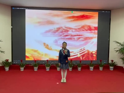 《亲切教导情留红土地》余慧成