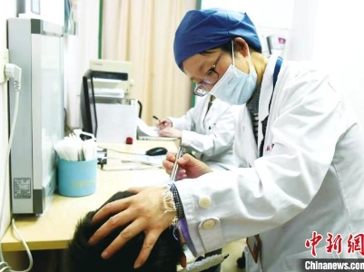 中新健康 | 专家：1岁以下婴儿感染合胞病毒更危险 呼吁重视预防 