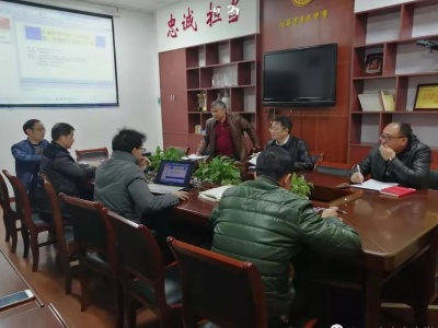 吉水中学召开学生社团指导教师工作会