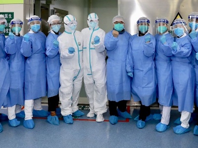 病房直击：武汉中南医院全力救治新型肺炎患者
