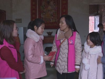 县巾帼志愿者协会到乌江镇走访慰问困难家庭