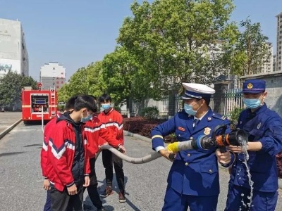 开学啦！！吉水消防救援大队“五个一”提升学校消防安全指数