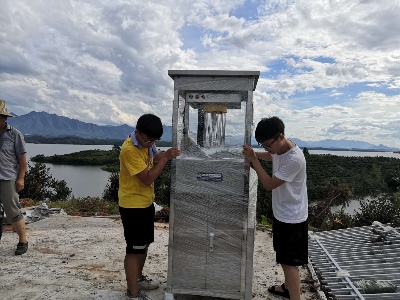 武宁县新增一台太阳能智能虫情测报灯