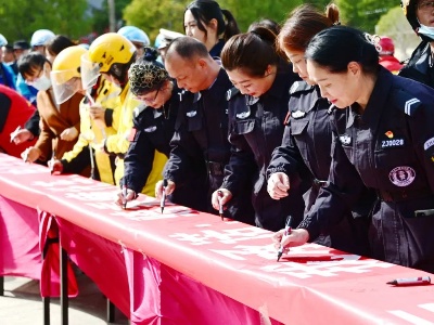 【三大专项行动】武宁县开展摩托车、电动车交通安全主题宣传活动