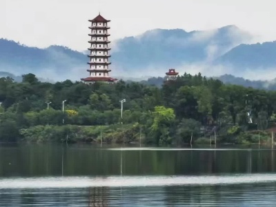 每日一景：天高烟水阔