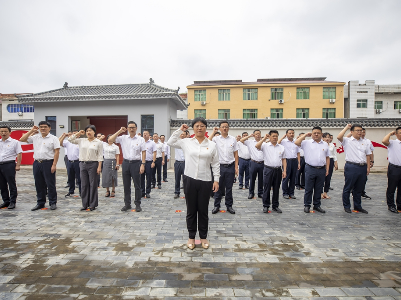 【学思想 强党性 重实践 建新功】武宁县领导走进县苏区革命烈士纪念馆开展现场教学活动