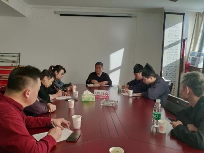 县委统战部（民宗局）组织宗教团体班子召开座谈会