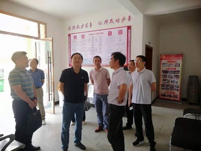 九江市核查组到我县开展民主法治示范村（社区）实地核查