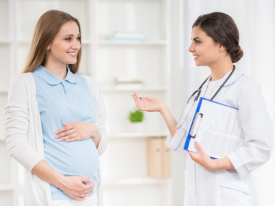 备孕期、孕期、哺乳期能不能打新冠疫苗？