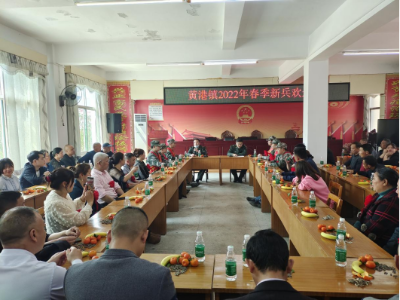 热血铸青春 军营绽芳华