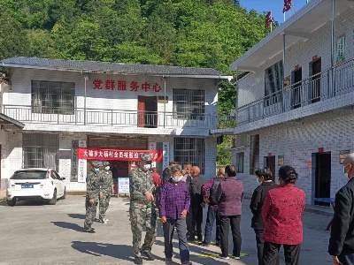 助力核酸检测  展现民兵担当