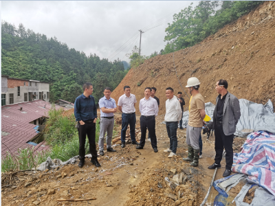 朱秋生调研指导地质灾害防治工作