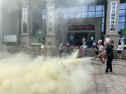 县融媒体中心：增强安全意识 提升消防技能