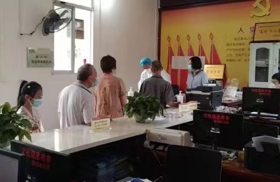 【抗疫进行时】马坳镇：同心协力战疫情，驻村工作队做先锋