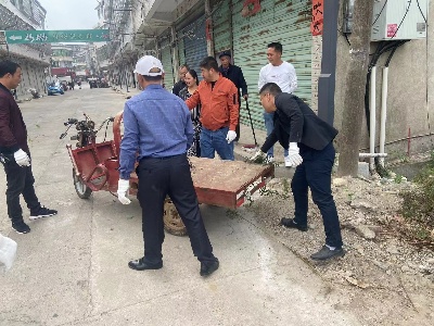 马坳镇：开展环境整治  打造宜居集镇