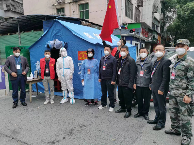 修水县自然资源局临时党支部：会议到防疫现场开