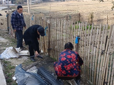 黄龙乡开展农村人居环境整治提升“春季行动”    
