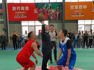 点燃激情，迎“篮”而上！——修水工业园区第三届男子篮球联赛开幕