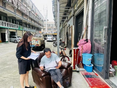 县交通局：持续开展“双提升”入户走访宣传