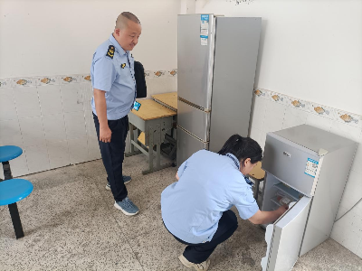 【“三聯三共”  黨建賦能】何市鎮開展“筑牢校園食安防線”食品安全專項檢查行動