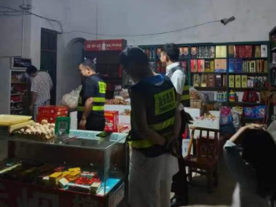 【“三联三共”党建赋能】点亮夜间“平安灯”：新湾乡常态化开展夜间治安巡逻