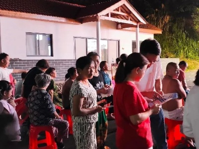 各乡镇掀起基层小微权力“监督一点通”平台推广热潮