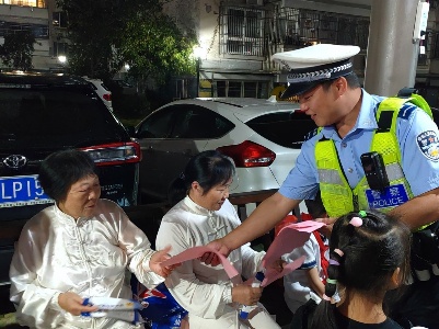 新时代文明实践丨九九重阳情暖承风暨交通安全宣传志愿服务活动