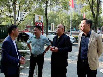 市总工会副主席一行到我县调研