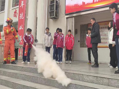 应急知识进校园  防灾减灾保安全