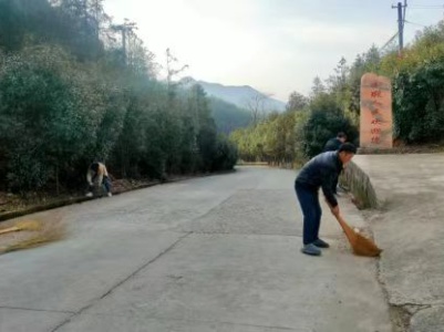 余塅乡：新年新气象 环境整治不停歇