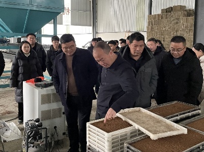 路口乡组织到部分乡镇参观学习
