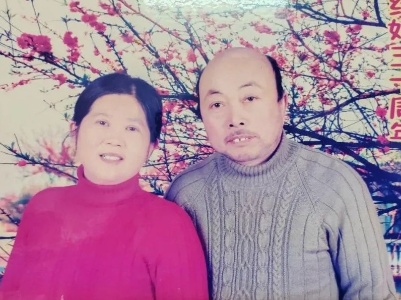 瞿明道：照顾病妻十一载 点滴小事传真情