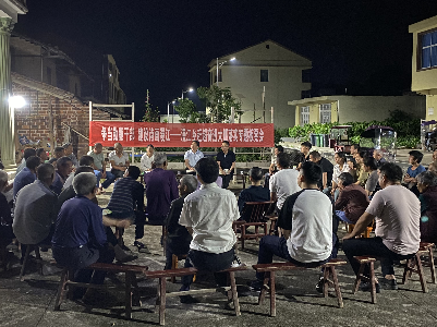 漫江乡杜市村：“板凳会”搭起干群连心桥