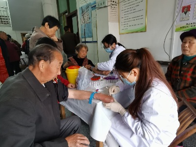 路口乡卫生院开展居民健康体检活动