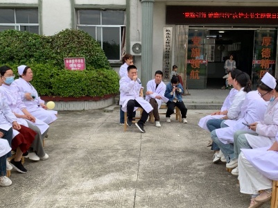 大桥镇中心卫生院举办护士节庆祝活动