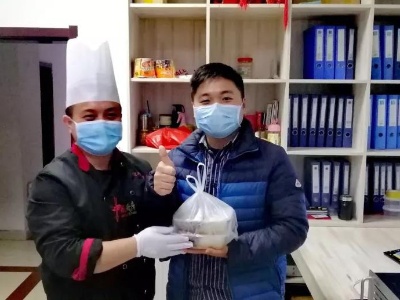 【萬眾一心 防控疫情】近300份！修水這家酒店為抗擊疫情一線人員送上愛心餐