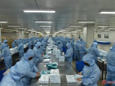 江西彭泽：医疗企业加大马力生产 全力保障重点防疫物资供应
