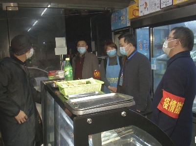 彭泽县开展城区疫情防控夜间督查行动