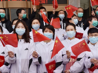 江西都昌：援随“逆行者”归来