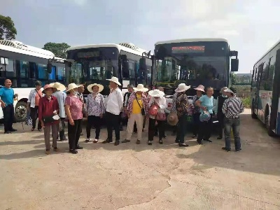 【我为群众办实事】都昌公交公司：听取民意设置线路 方便群众出行