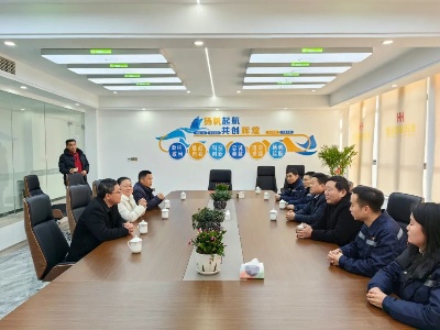 县总工会走访慰问春节期间坚守岗位的企业职工