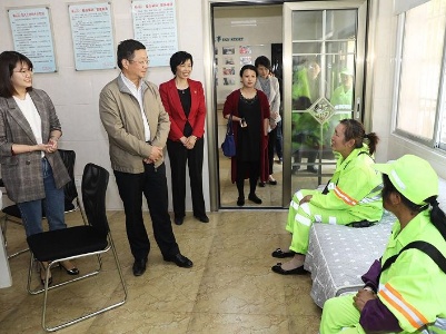 省总工会领导深入浔阳区总工会“爱心驿站”调研走访