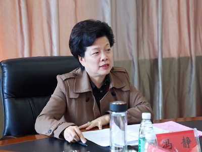 冯静主持召开塔岭南路历史文化街区改造项目现场办公会