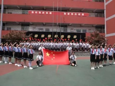 童心向党，向祖国母亲70华诞献礼 ！