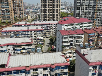 浔阳区：战高温抓进度 跑出城区老旧小区改造工程加速度