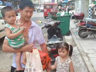 暖心！城管帮助走失儿童找亲获赞